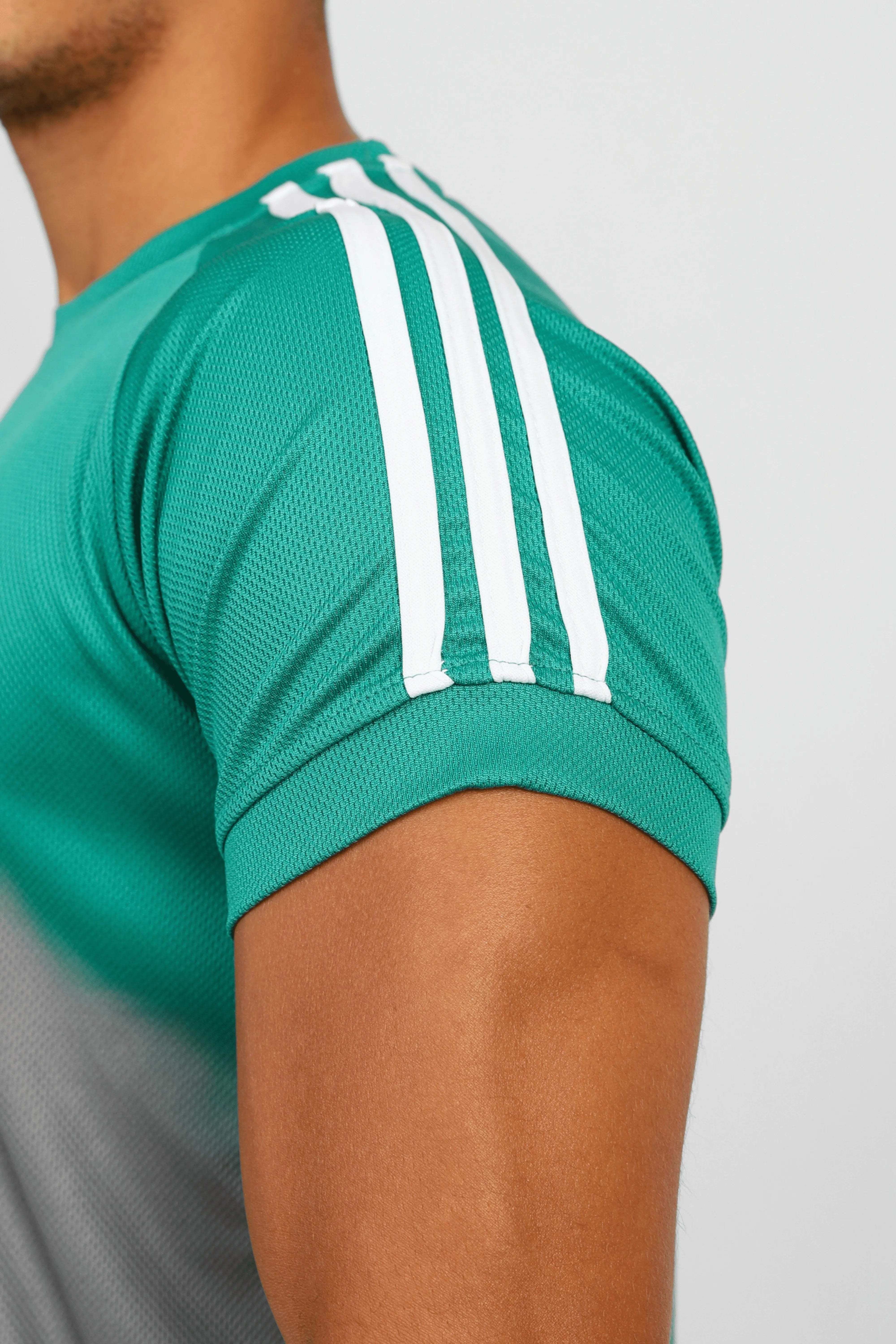 Abstrkt Short Sleeve