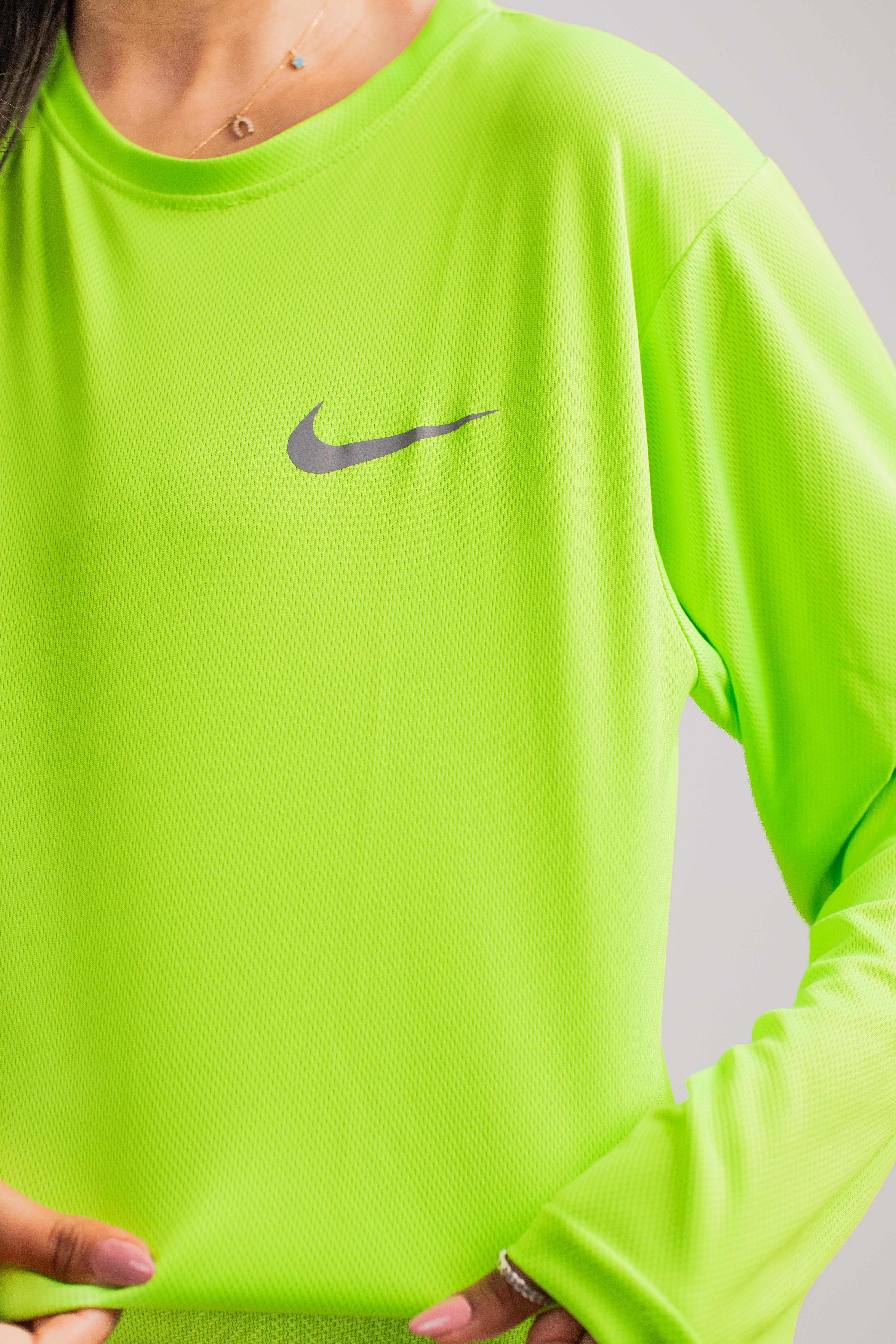 Nike Green Basic Long-Sleeve T-Shirt