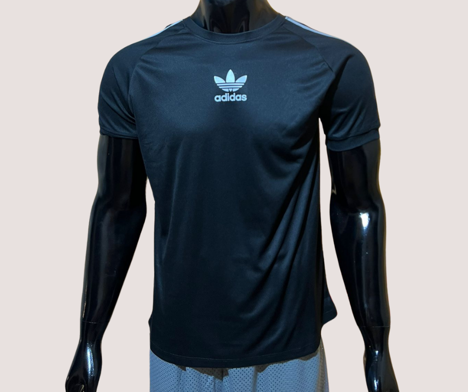 ADIDAS T-SHIRT